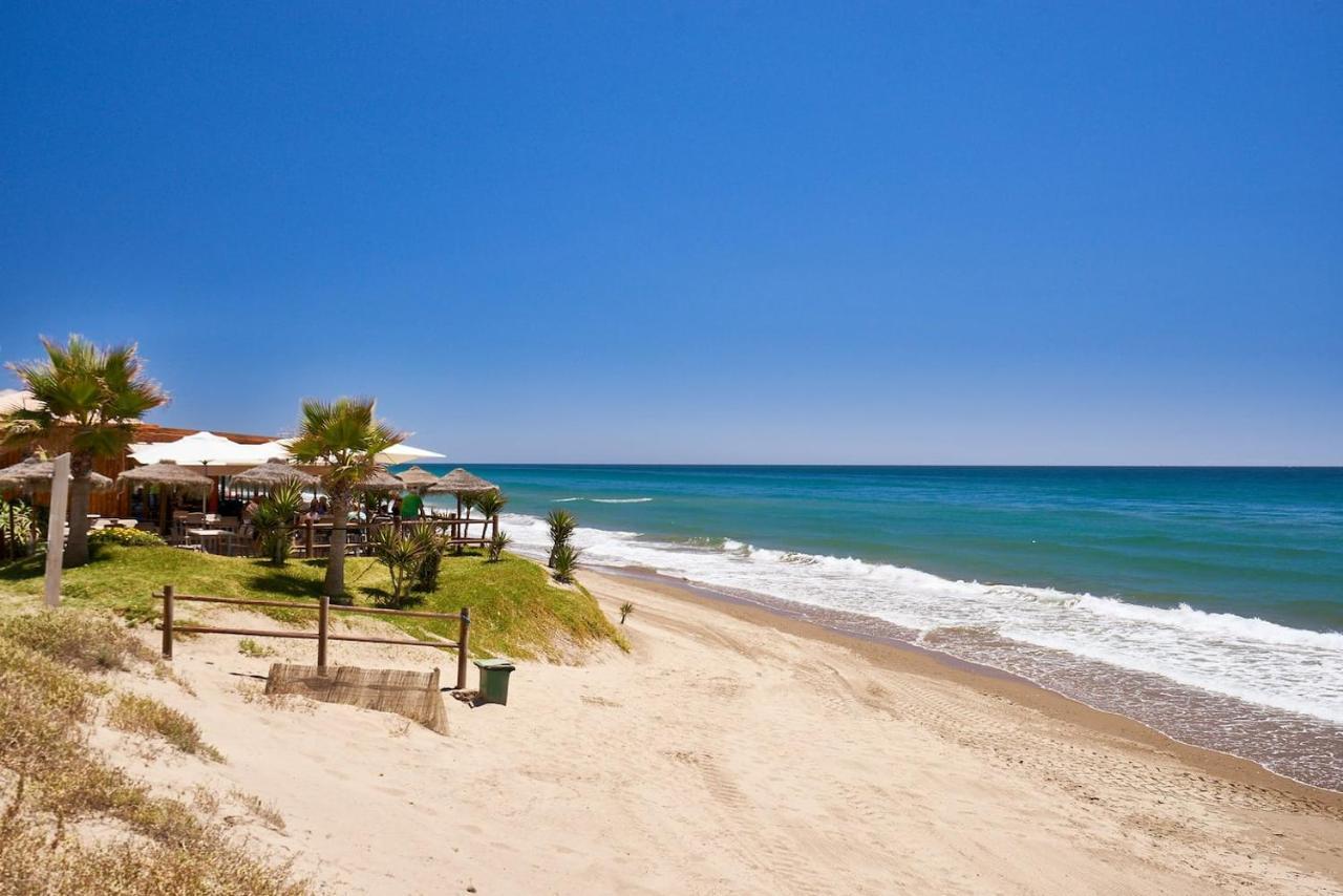 Oleholidays 806 Romana Playa Primera Linea De Playa ماربيا المظهر الخارجي الصورة