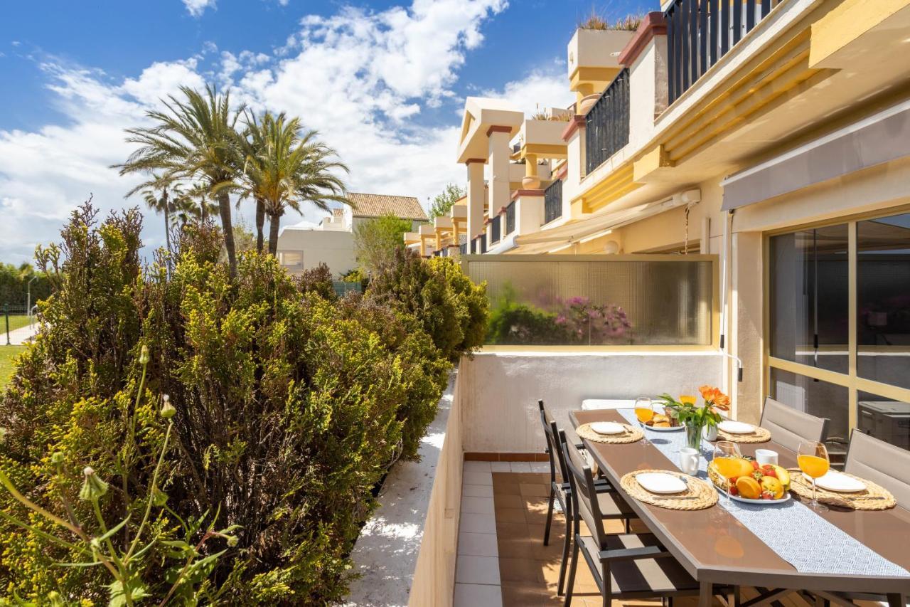 Oleholidays 806 Romana Playa Primera Linea De Playa ماربيا المظهر الخارجي الصورة